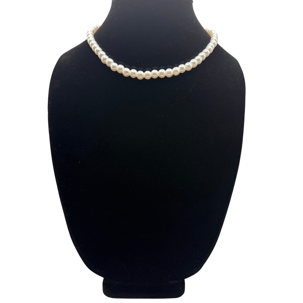 Vintage Classic glass Pearl Necklace Womens Timeless Elegant Choker Silver Clasp